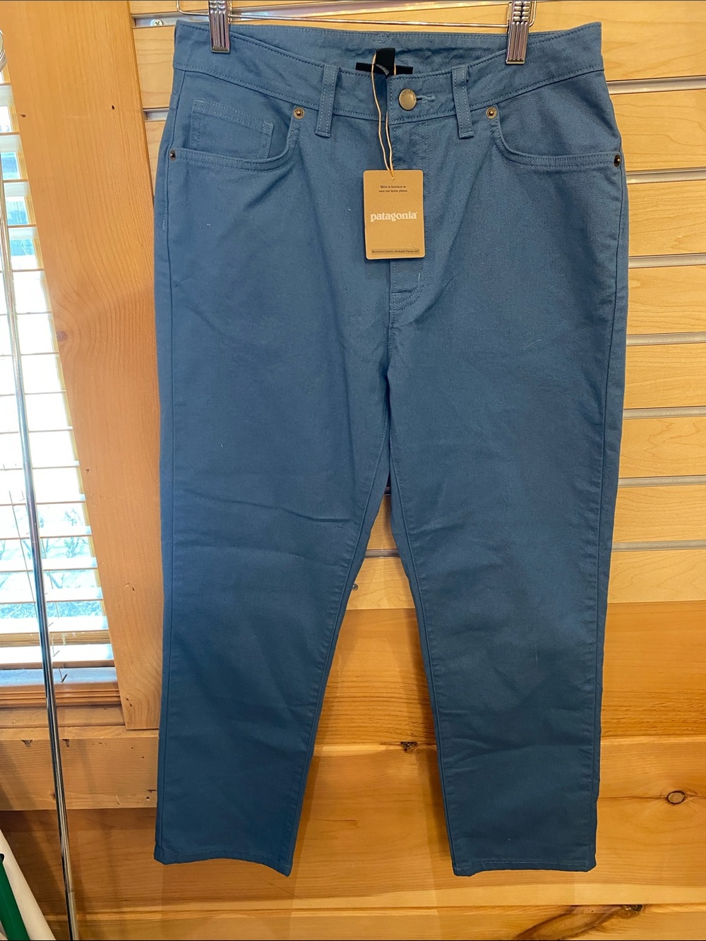 Patagonia W’s Navy Straight-Leg Chinos